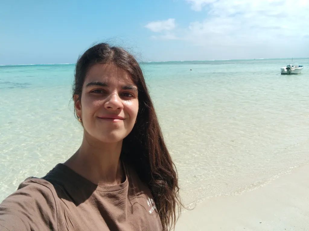 Beatriz gardien à Tahiti